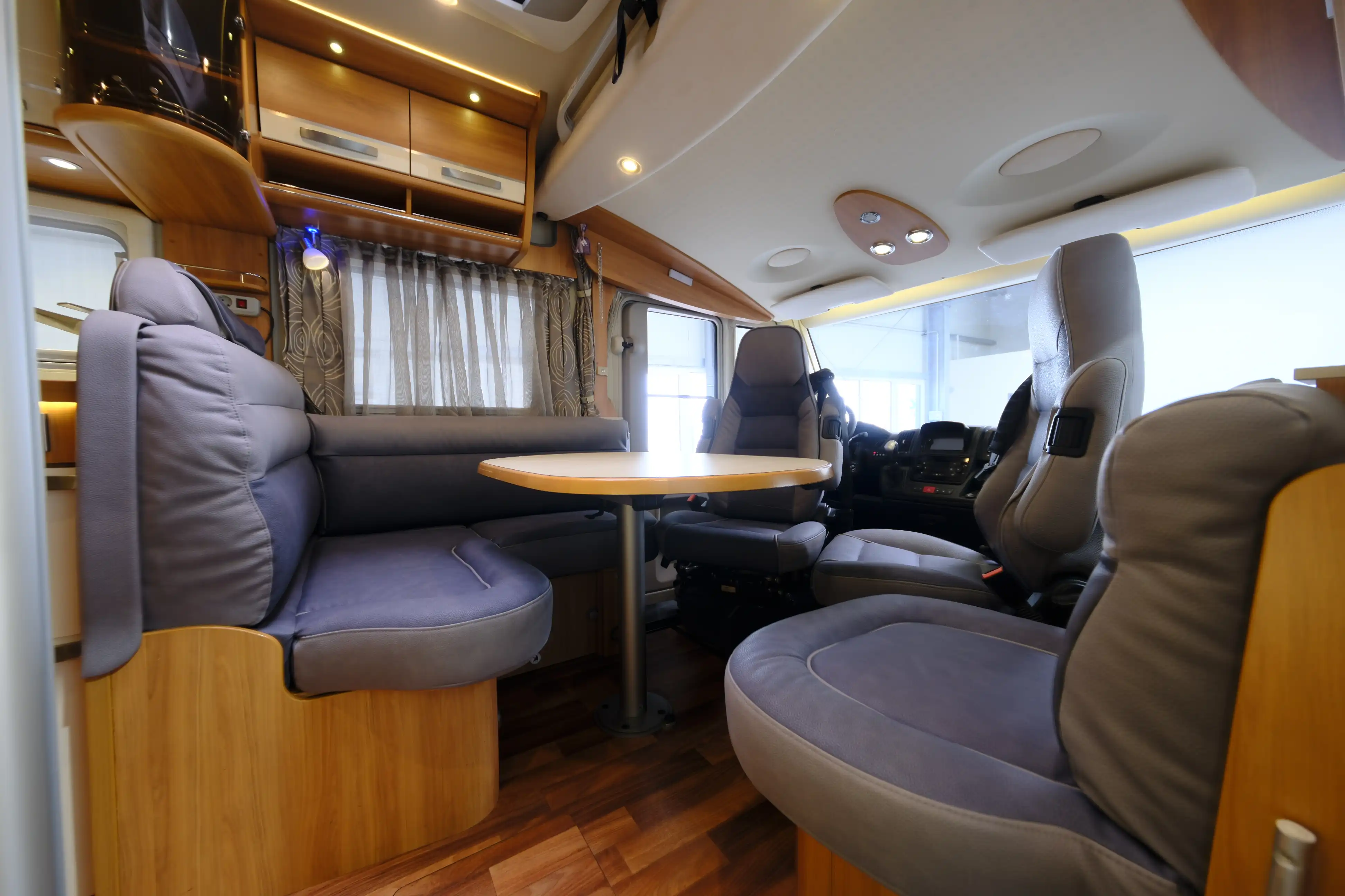 HYMER-ERIBA B 594 PL